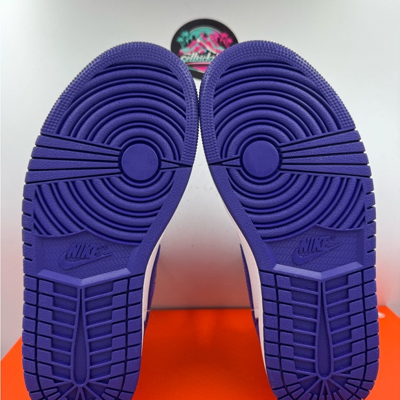 Nike Air Jordan 1 Mid White Black Grape Ice BRAND NEW Size 7 Women - Picture 7 of 8